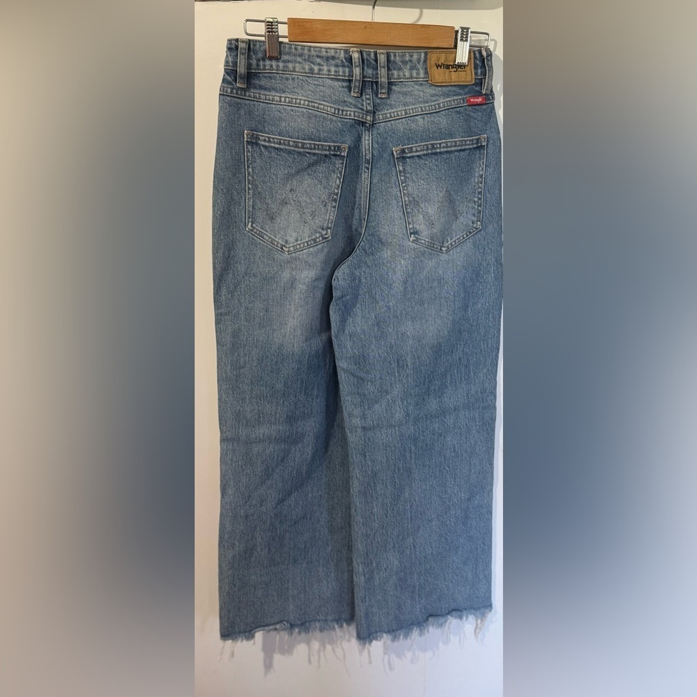 WRANGLER X URBAN OUTFITTERS - Hi Bells Light Blue Wash  Jeans Size 28 - Picture 5 of 13